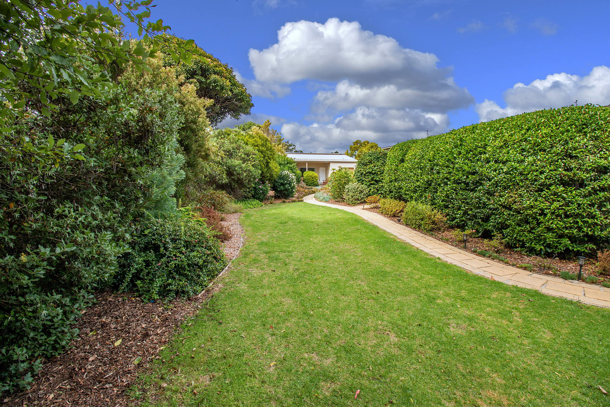7 Allan Drive - Image 20
