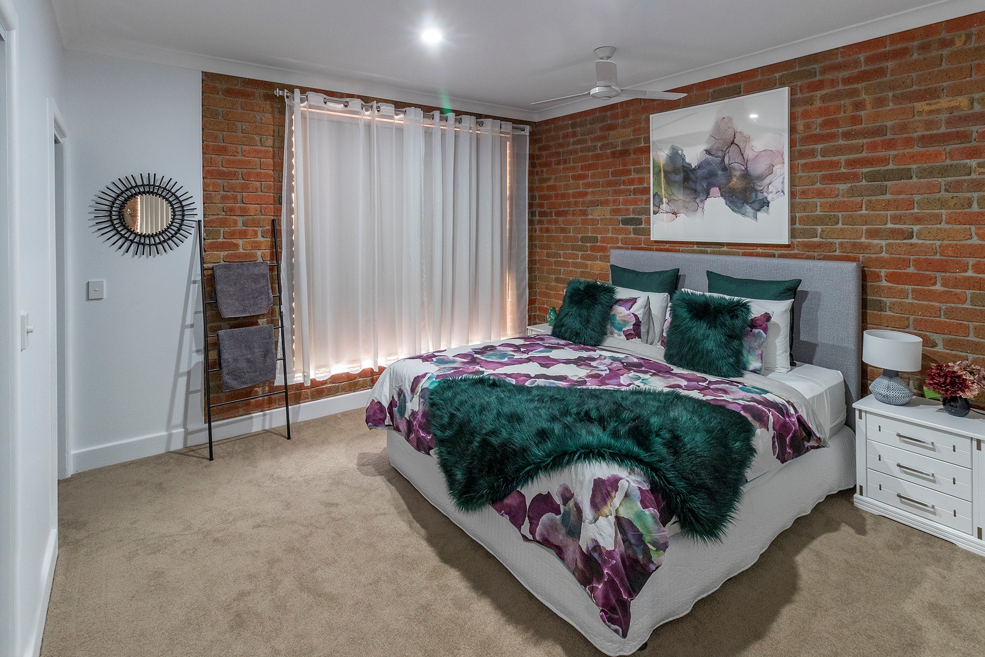 High Tide Apartment luxury holiday rental in Mallacoota - Interior/exterior view 2