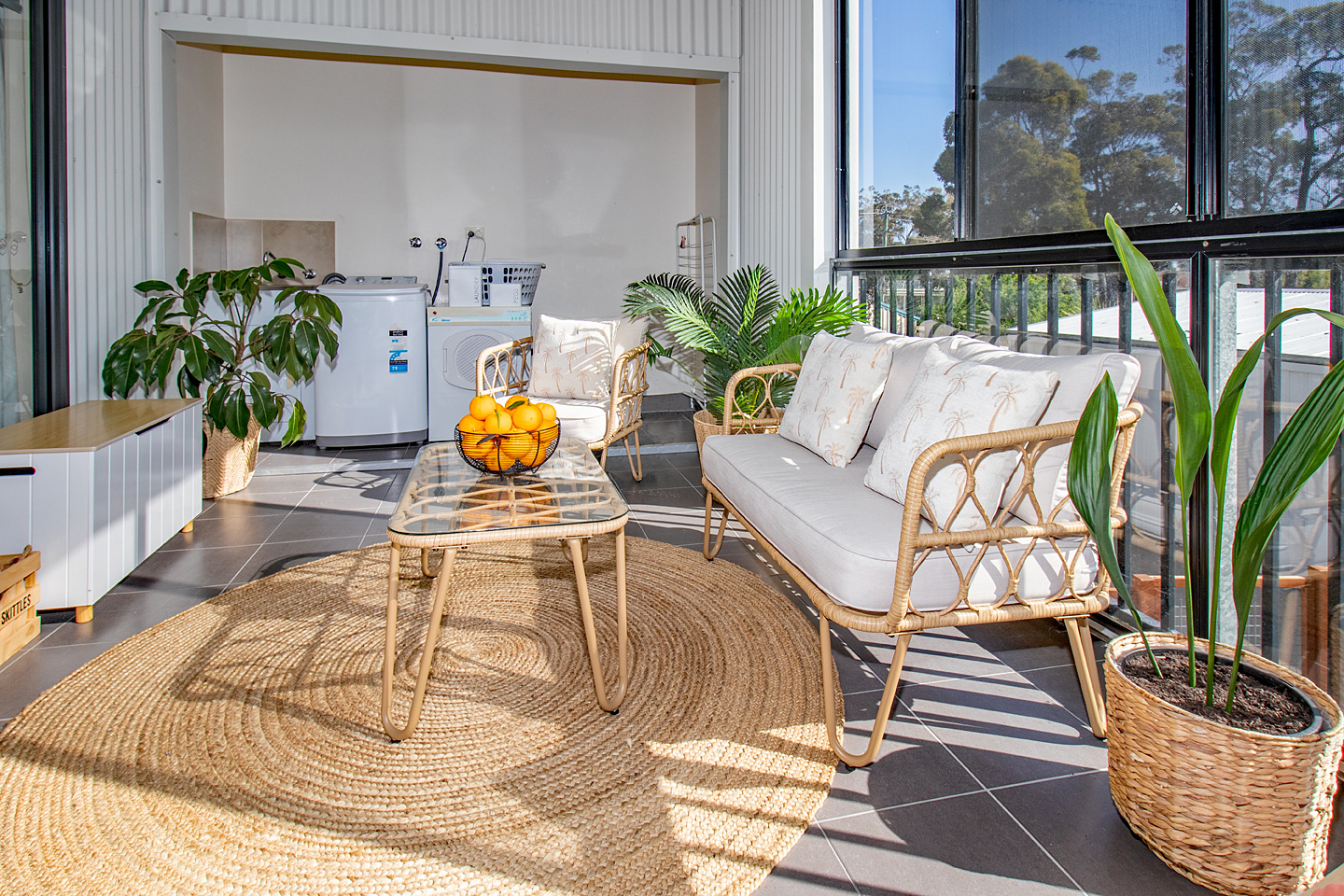 South Gateway - Upper luxury holiday rental in Mallacoota - Interior/exterior view 3