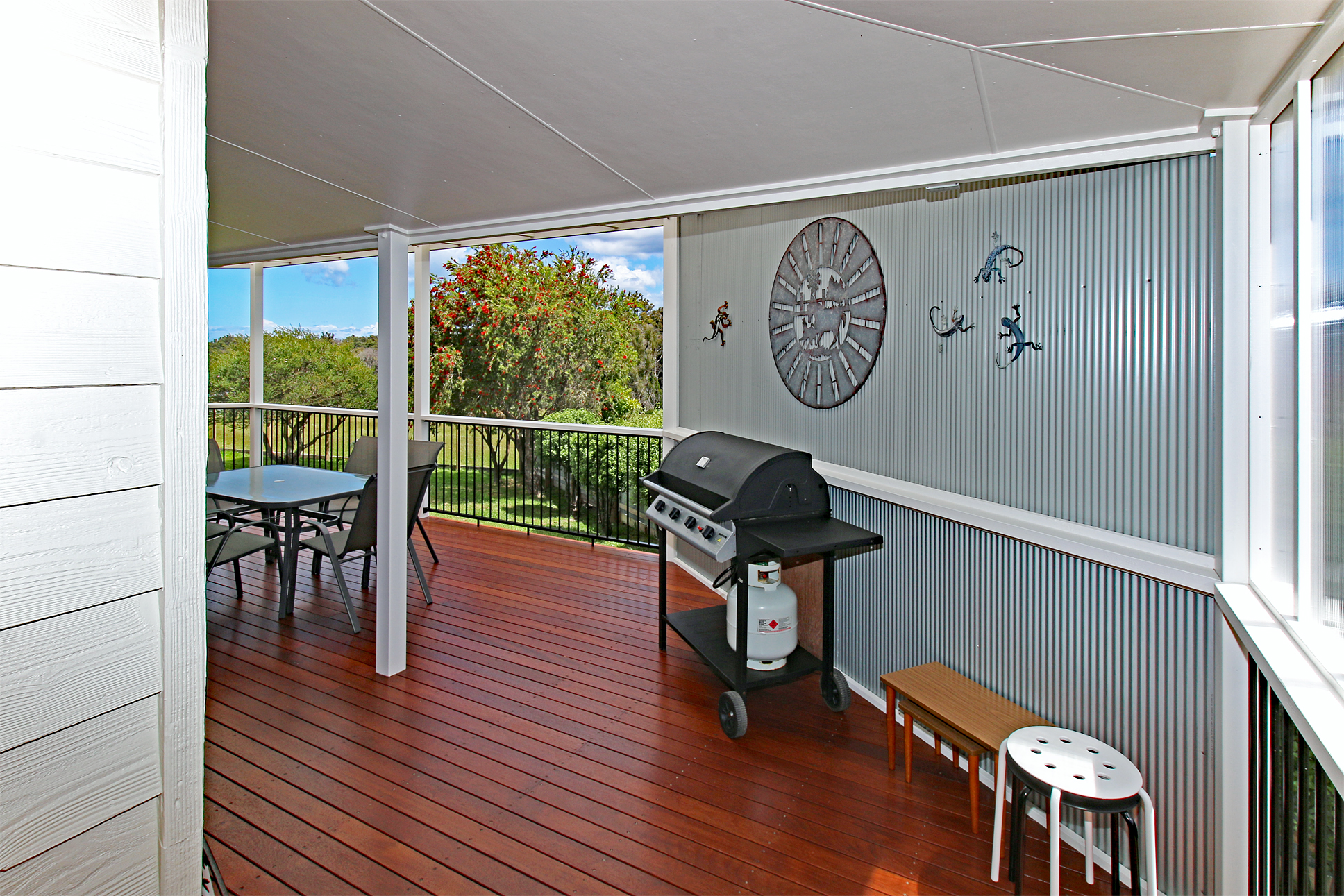 Yolly's Cottage - Image 12
