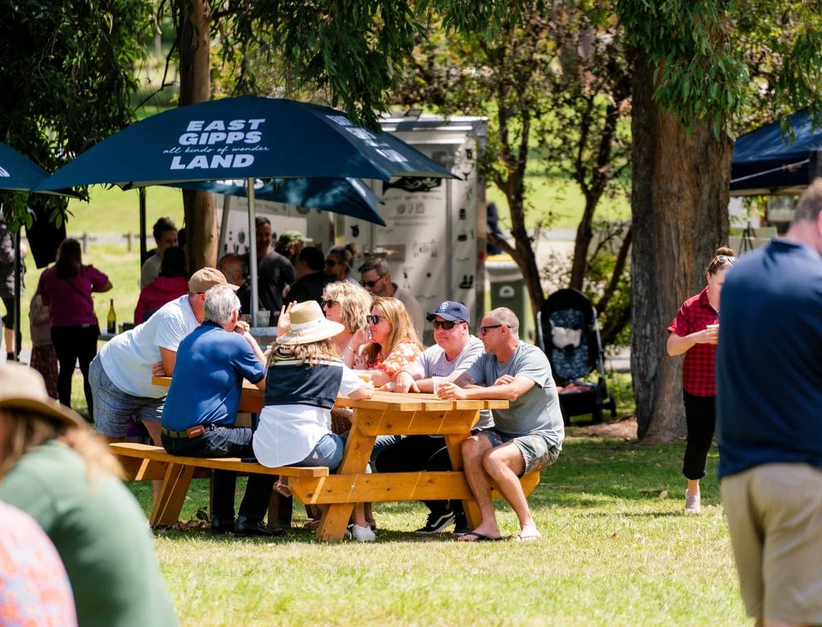 Summer Dining & Festival Scene