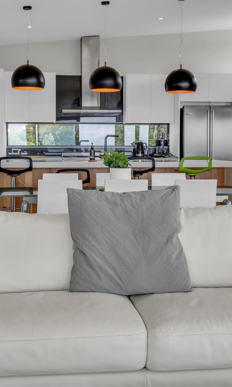 Four on Stingray Point luxury holiday rental in Mallacoota - Interior/exterior view 3